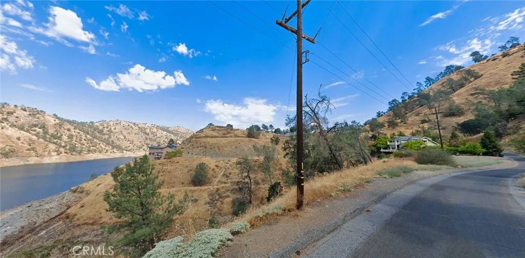 Friant, CA 93626,28075 Sky Harbour