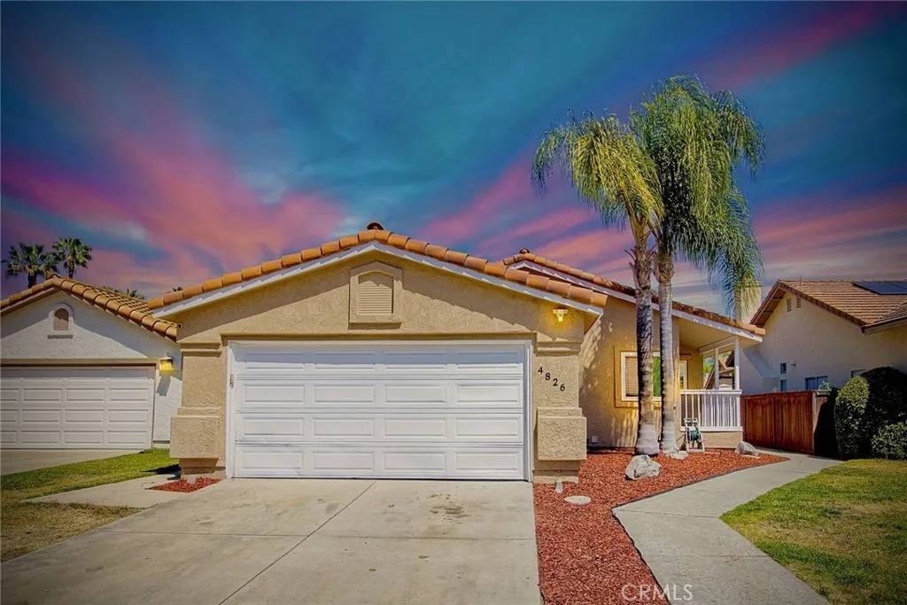 Fallbrook, CA 92028,4826 Lake Park Place
