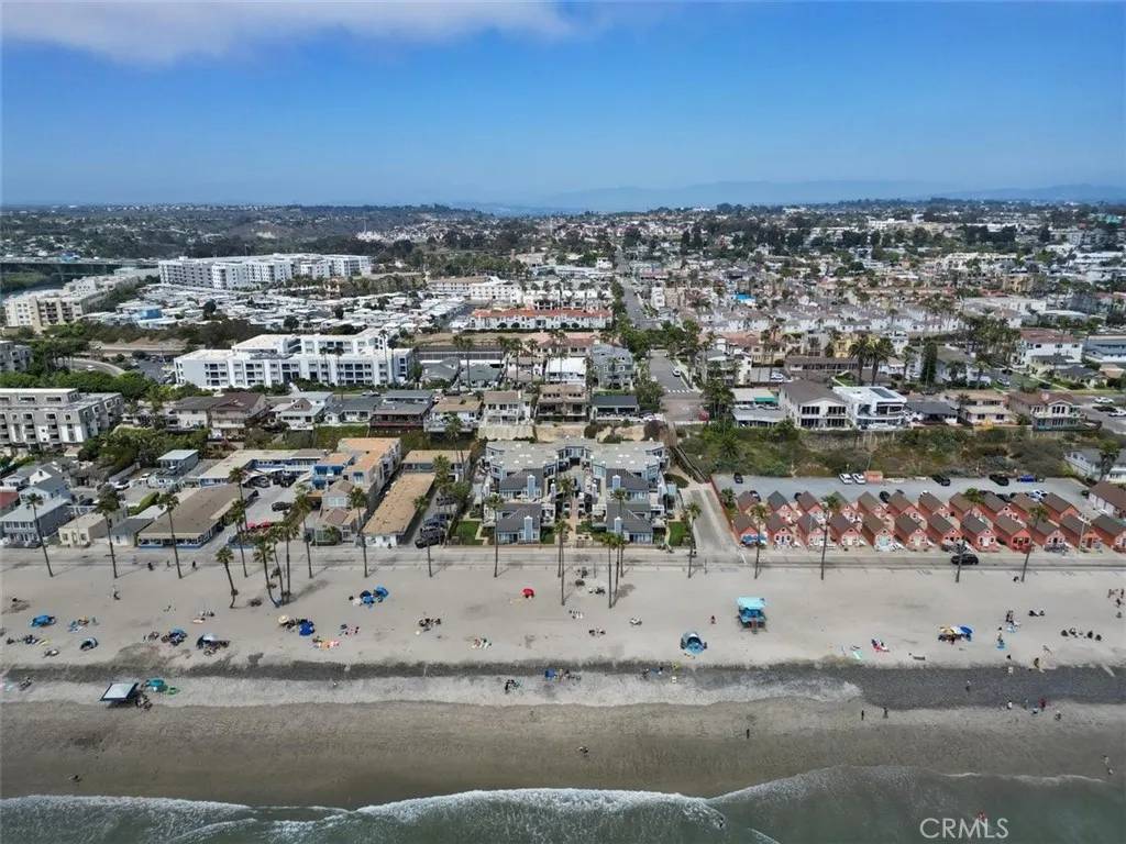 Oceanside, CA 92054,804 N The Strand #7