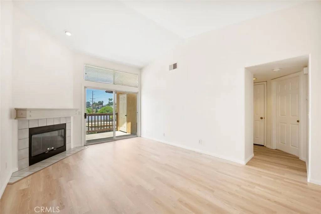 Temecula, CA 92591,42140 Lyndie Lane #12