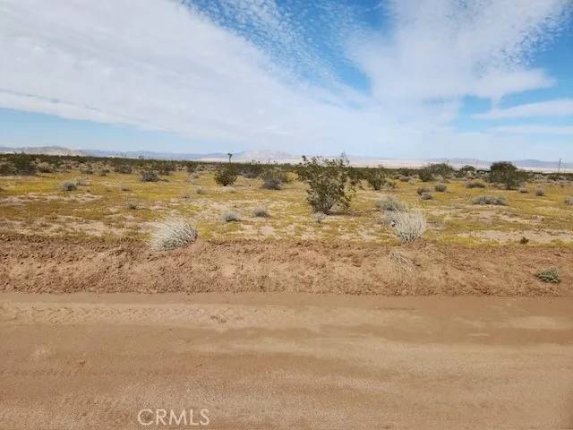 Joshua Tree, CA 92252,0 Saturn