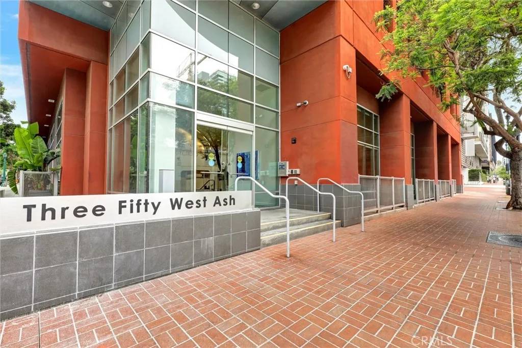 San Diego, CA 92101,350 W Ash #103