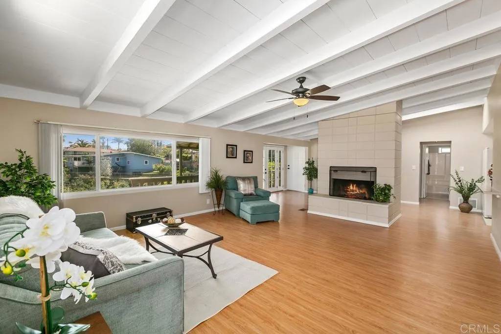 Oceanside, CA 92054,615 Brooks Street