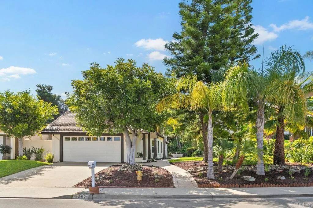 Carlsbad, CA 92009,2821 Cazadero Drive