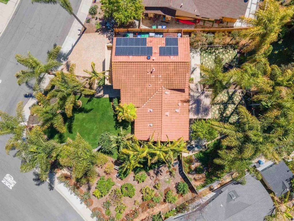 Carlsbad, CA 92008,1891 Valencia Avenue