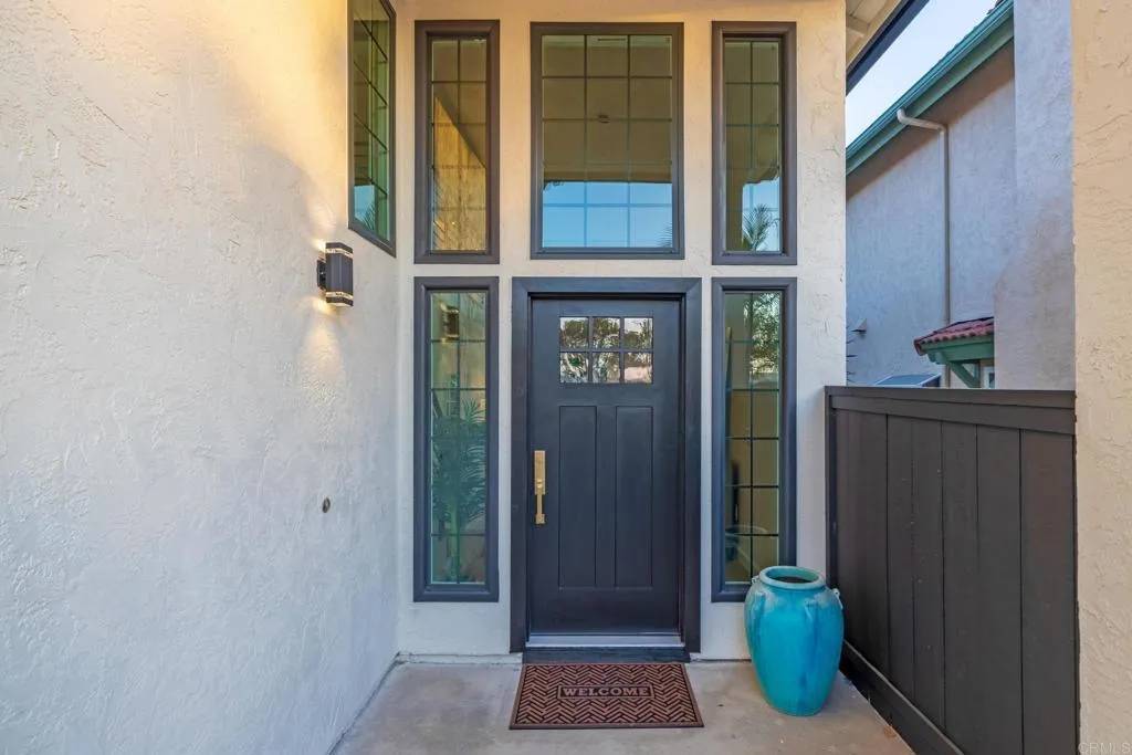 Carlsbad, CA 92010,3534 simsbury Court