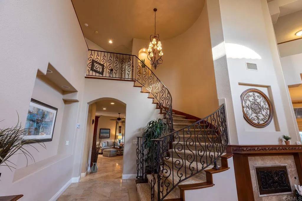 Murrieta, CA 92562,23817 Via Madrid