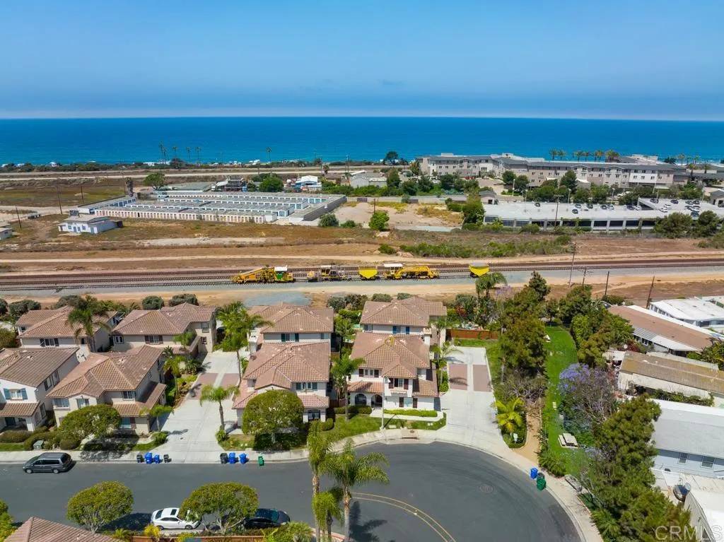 Carlsbad, CA 92011,7301 Seafarer Place