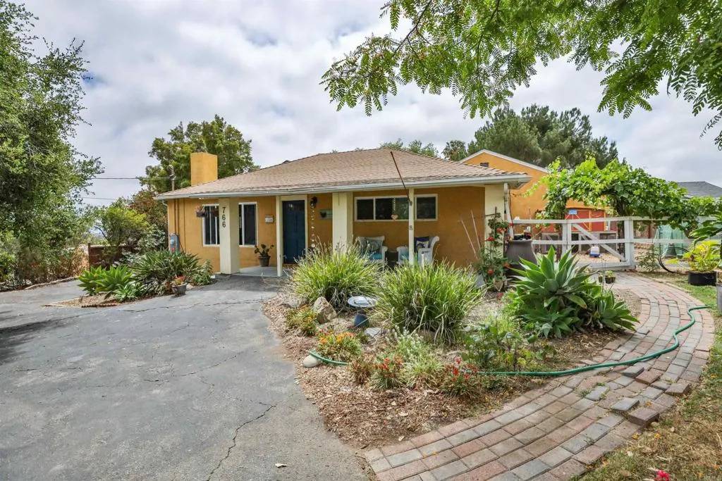 Vista, CA 92083,766 Bonita Drive