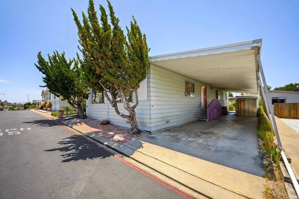 San Marcos, CA 92069,1401 El Norte Pkwy SPC 208