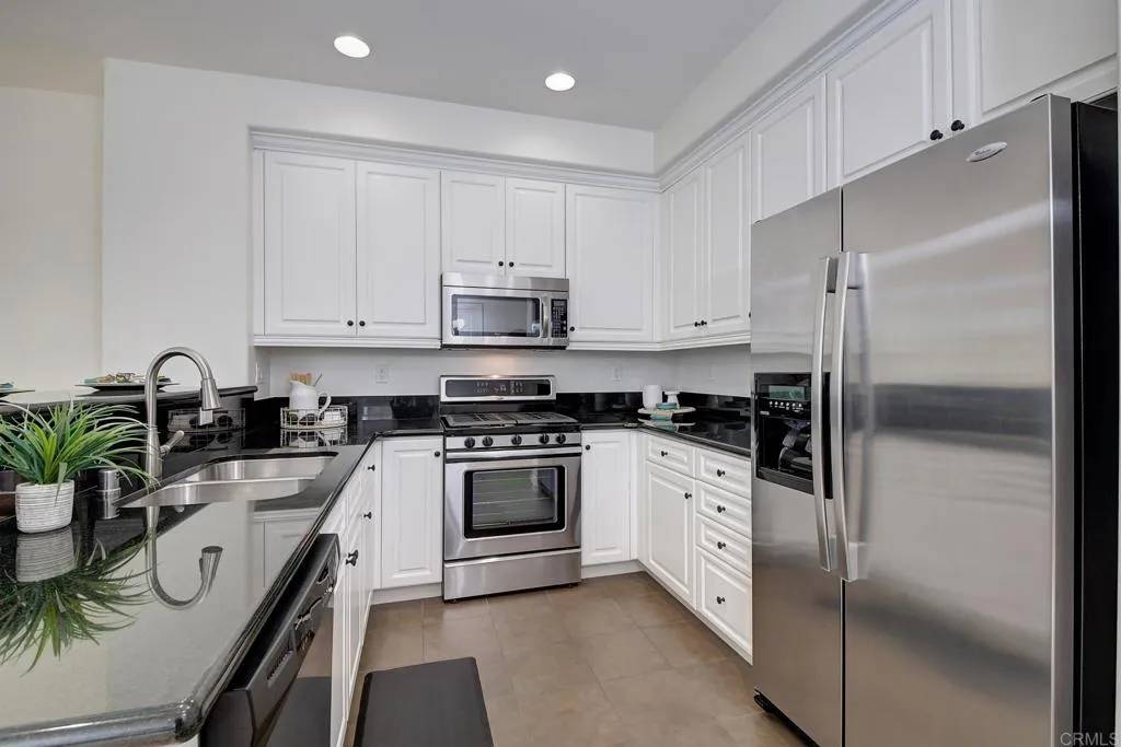 Carlsbad, CA 92009,6932 BRASS Pl