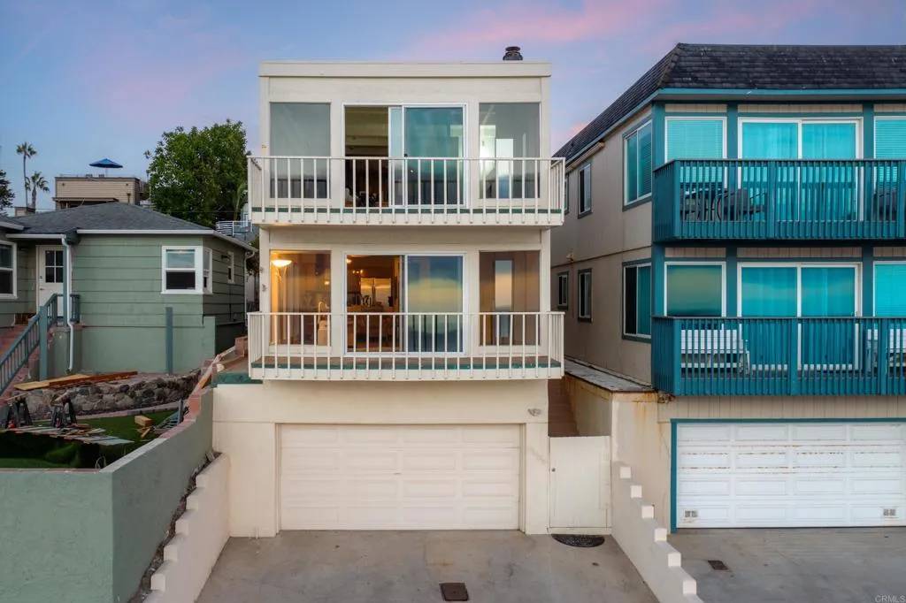 La Jolla, CA 92037,6823 Neptune Place