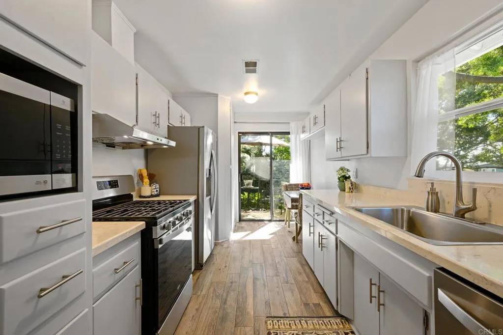 San Diego, CA 92123,2525 Pheasant Drive