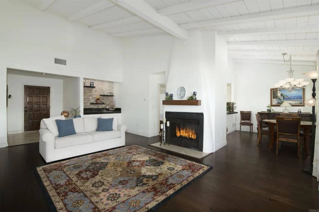 Escondido, CA 92026,1126 San Jacinto Glen