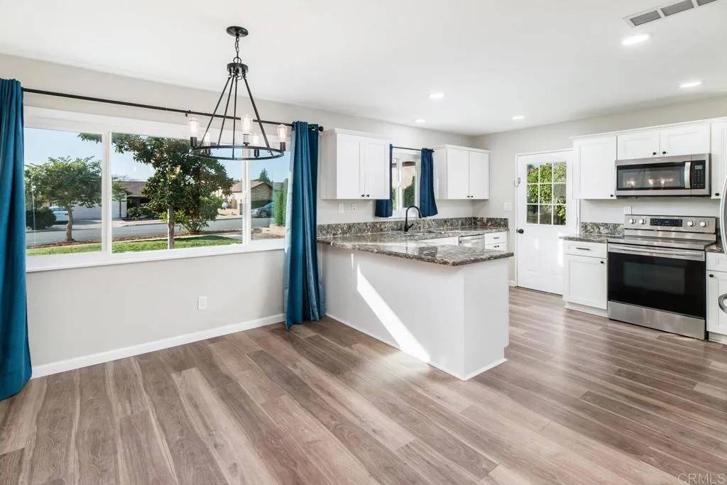 El Cajon, CA 92021,1213 Tangerine Street