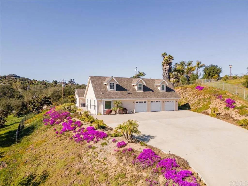 Bonsall, CA 92003,4102 Tierra