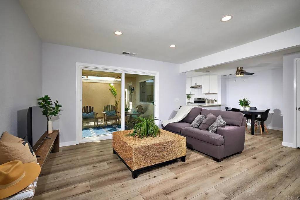 Cardiff By The Sea, CA 92007,1273 Caminito Septimo