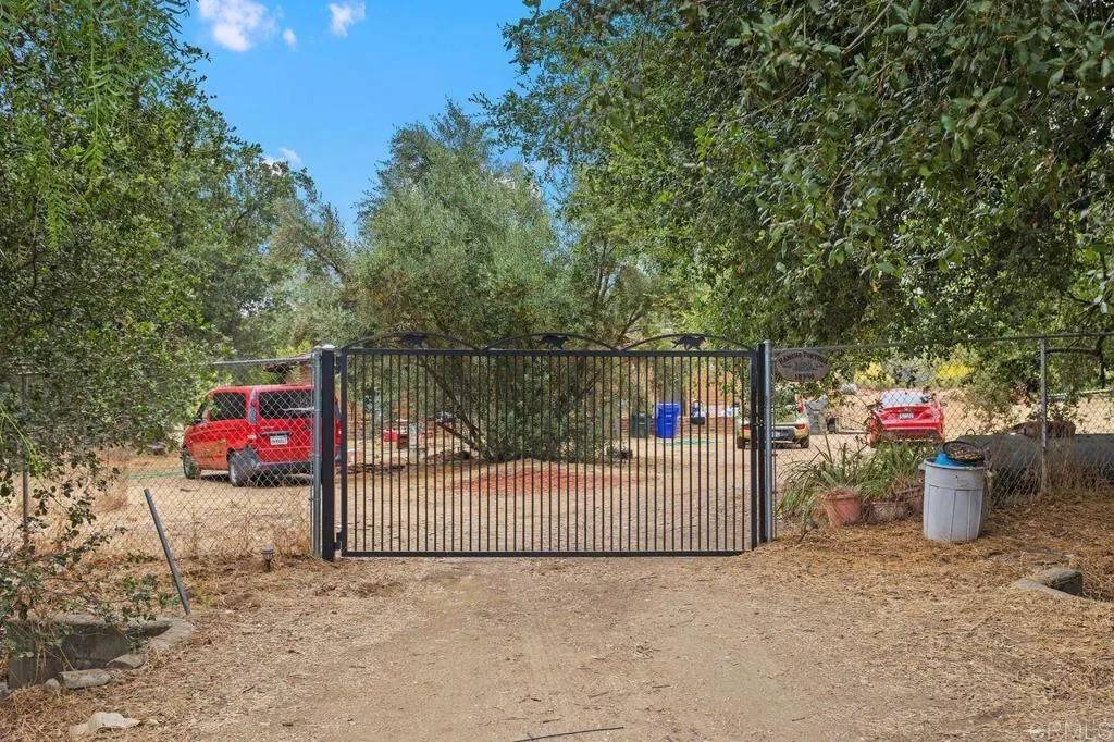 Valley Center, CA 92082,18940 Littlefield Lane