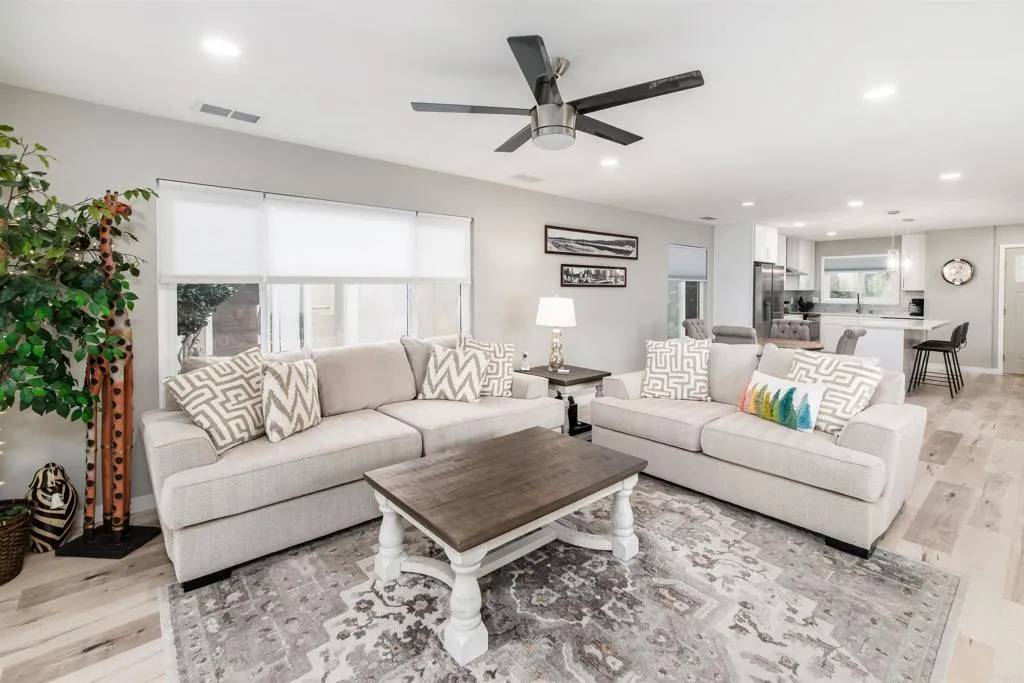 Oceanside, CA 92057,3747 Vista Campana South #94