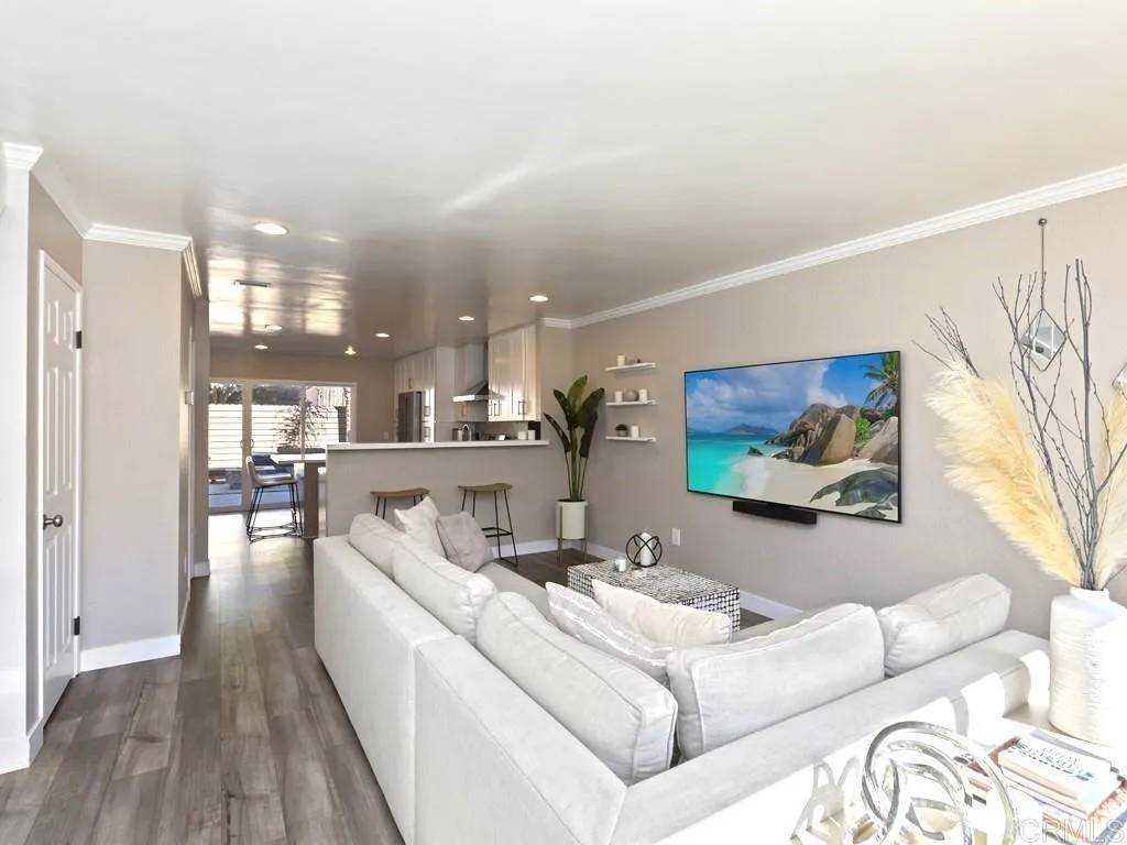 Cardiff By The Sea, CA 92007,2508 Ocean Cove Drive