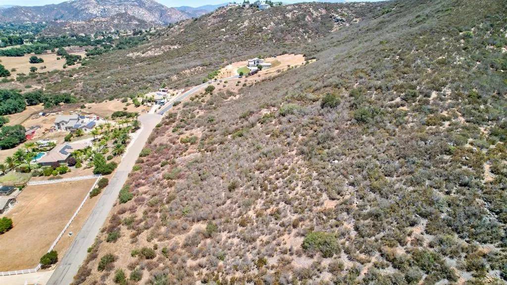 Ramona, CA 92065,Tombill