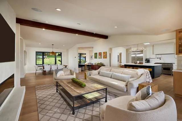 Rancho Santa Fe, CA 92067,5742 Loma Verde