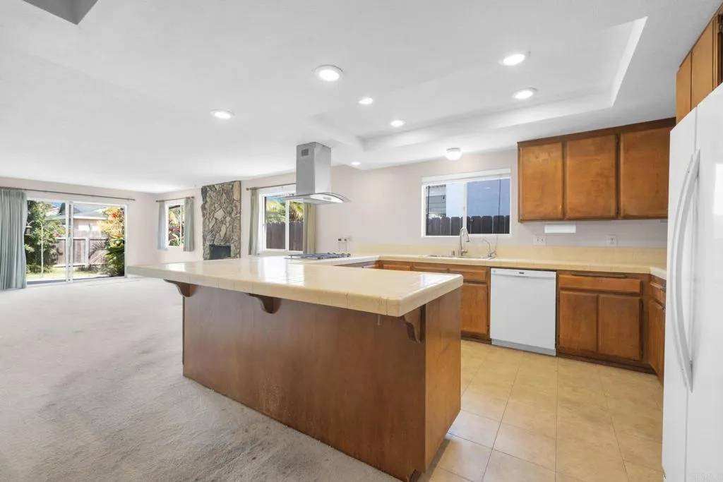 Imperial Beach, CA 91932,1163 Louden Lane