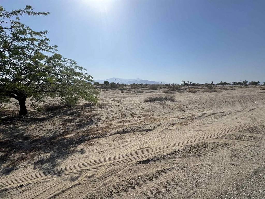Thermal, CA 92274,2715 Sea Garden