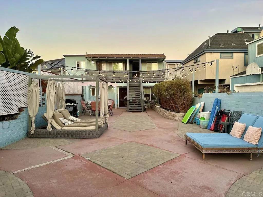 Pacific Beach (san Diego), CA 92109,2679 Mission Boulevard