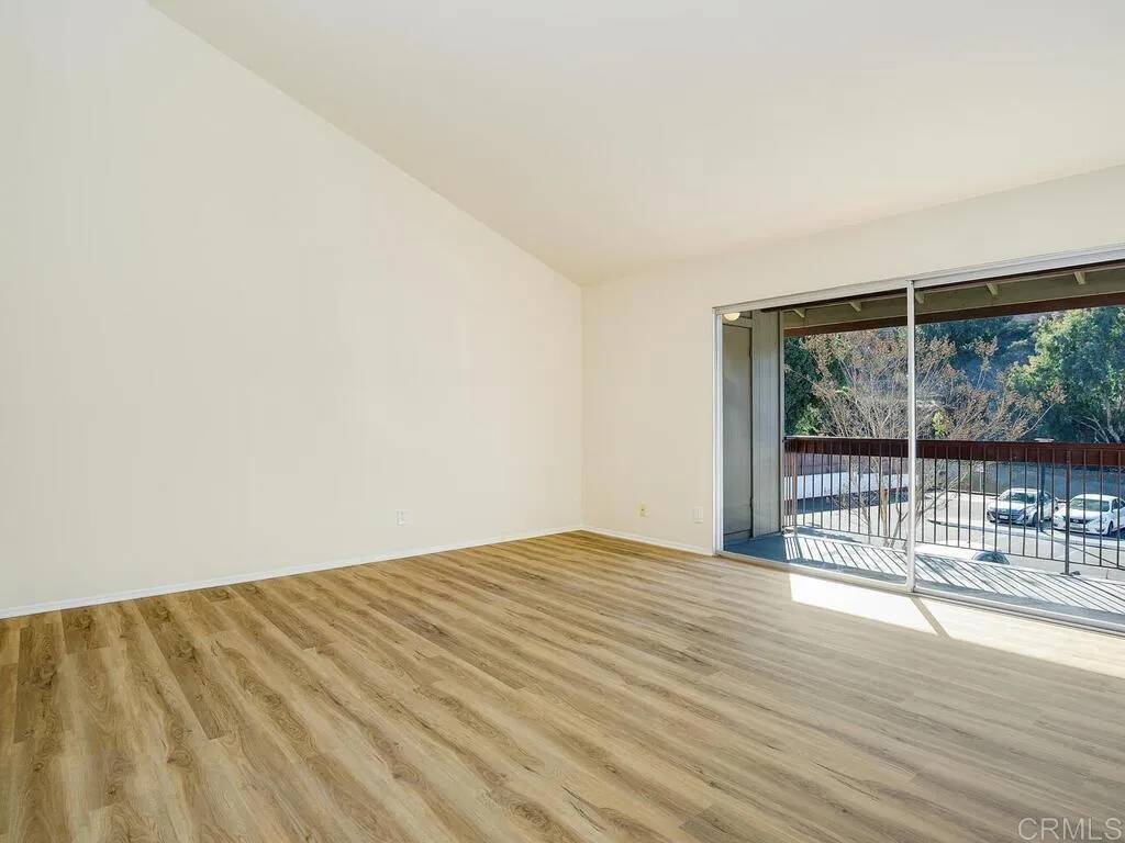 San Diego, CA 92120,5513 Adobe Falls Road #14