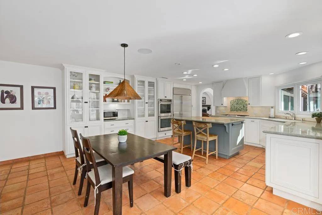Rancho Santa Fe, CA 92067,5845 Loma Verde