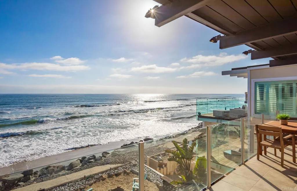 Oceanside, CA 92054,1727 S Pacific Street