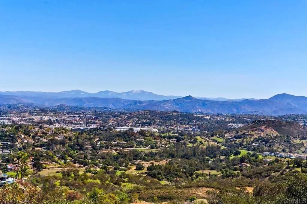 San Marcos, CA 92078,929 CYCAD Drive