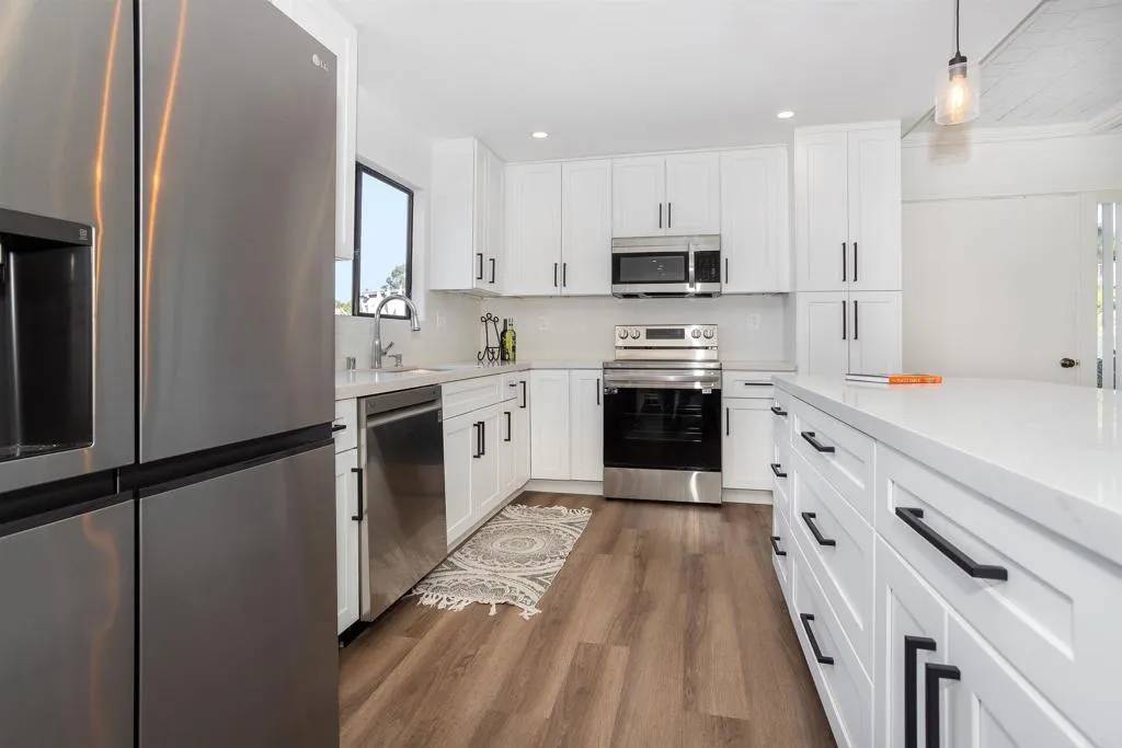 Oceanside, CA 92057,3621 Vista Campana S #108