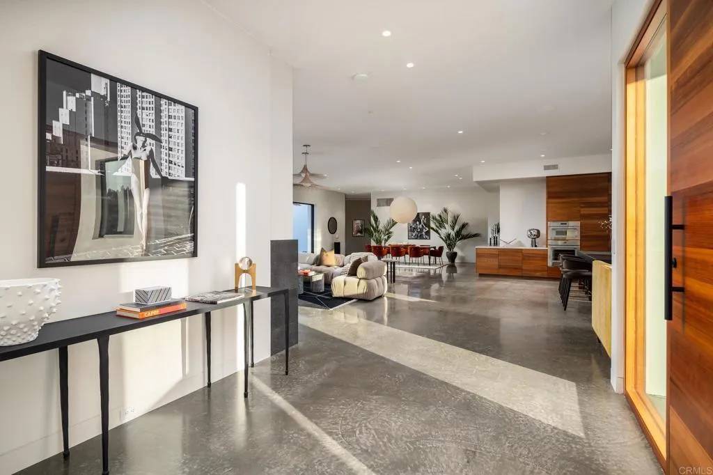 Rancho Santa Fe, CA 92067,7007 La Palma