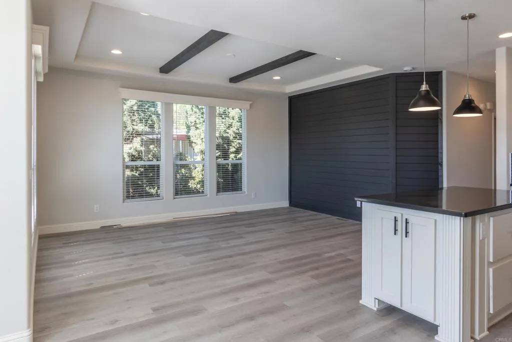 San Diego, CA 92105,2003 Bayview Heights Dr #108
