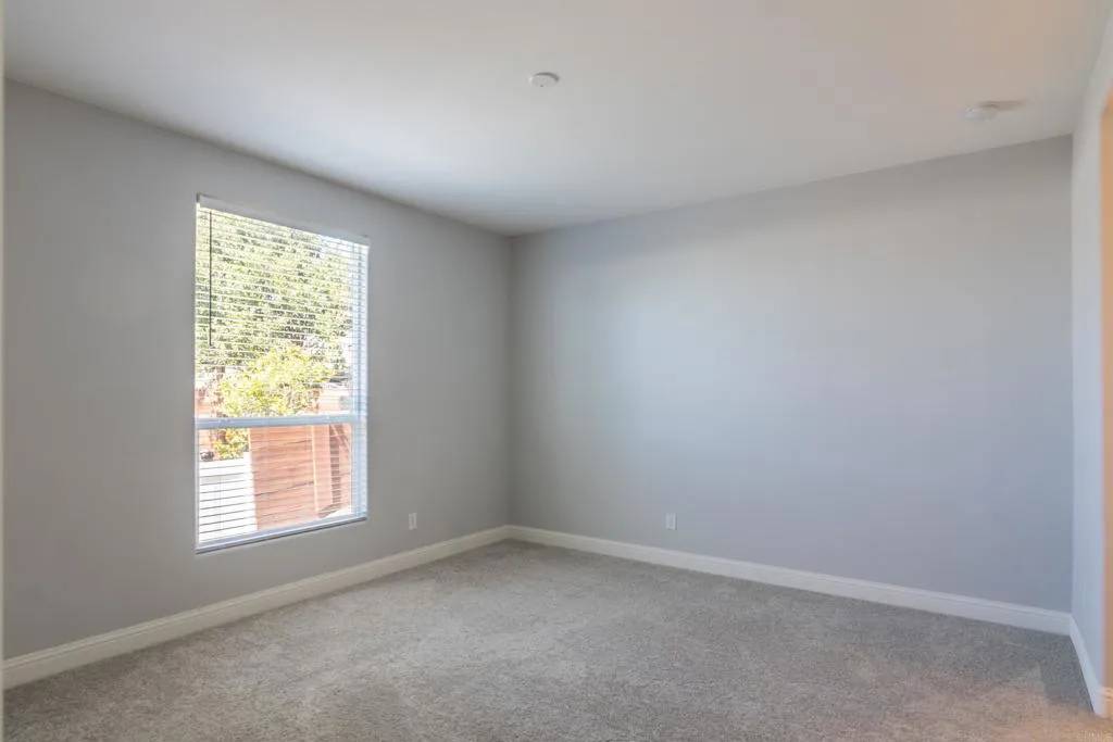 San Diego, CA 92105,2003 Bayview Heights Dr #34