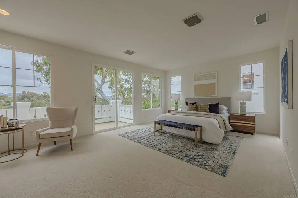 Carlsbad, CA 92011,1370 Cassins Street