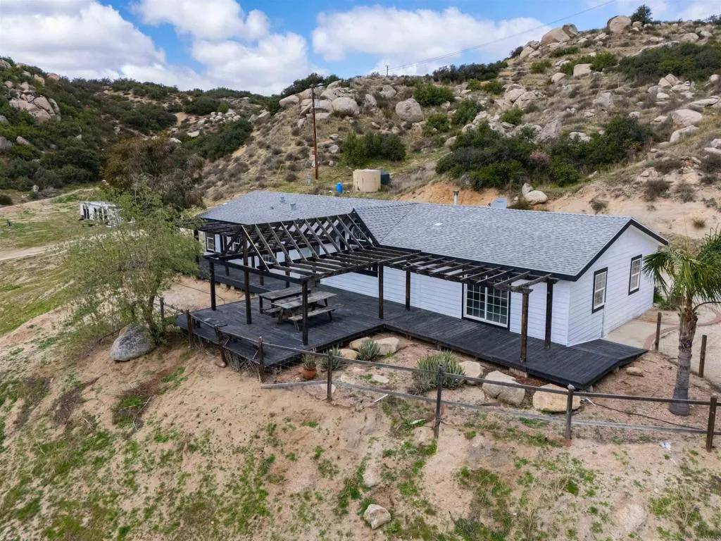 Hemet, CA 92544,44564 Lewis Valley Road