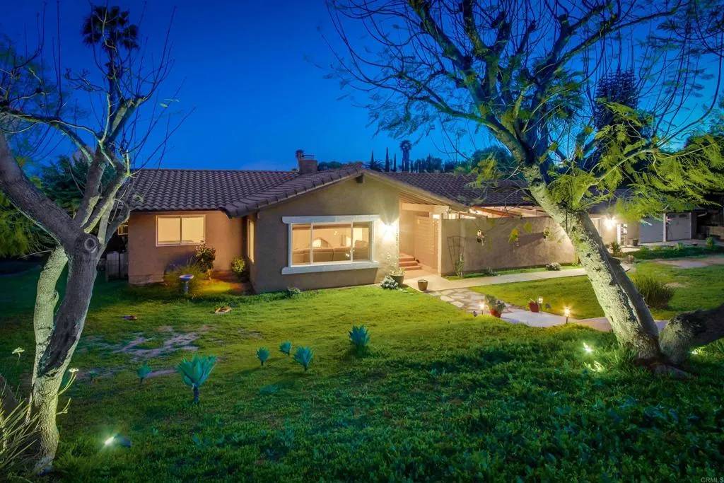 Fallbrook, CA 92028,1321 Friends Way