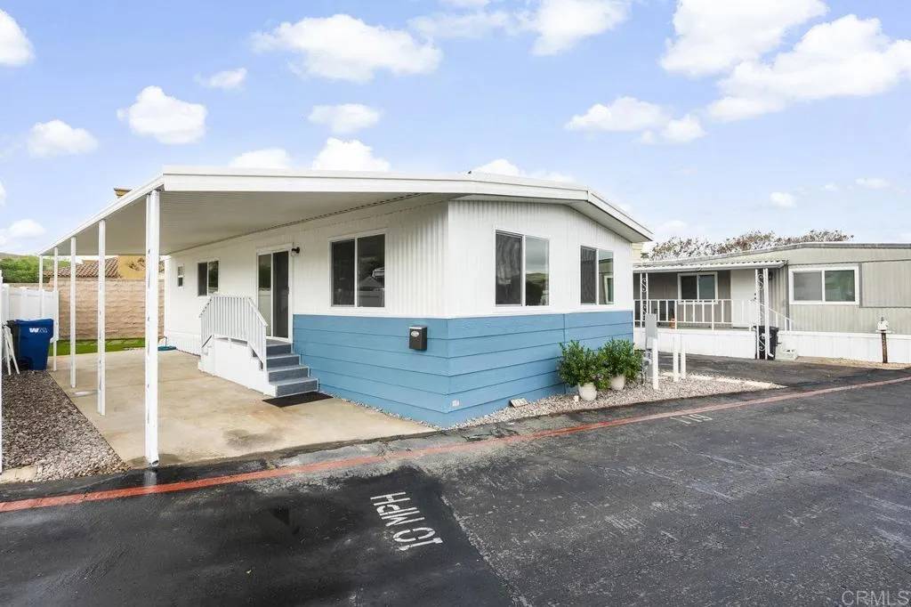 Santee, CA 92071,9459 Mission Gorge #119