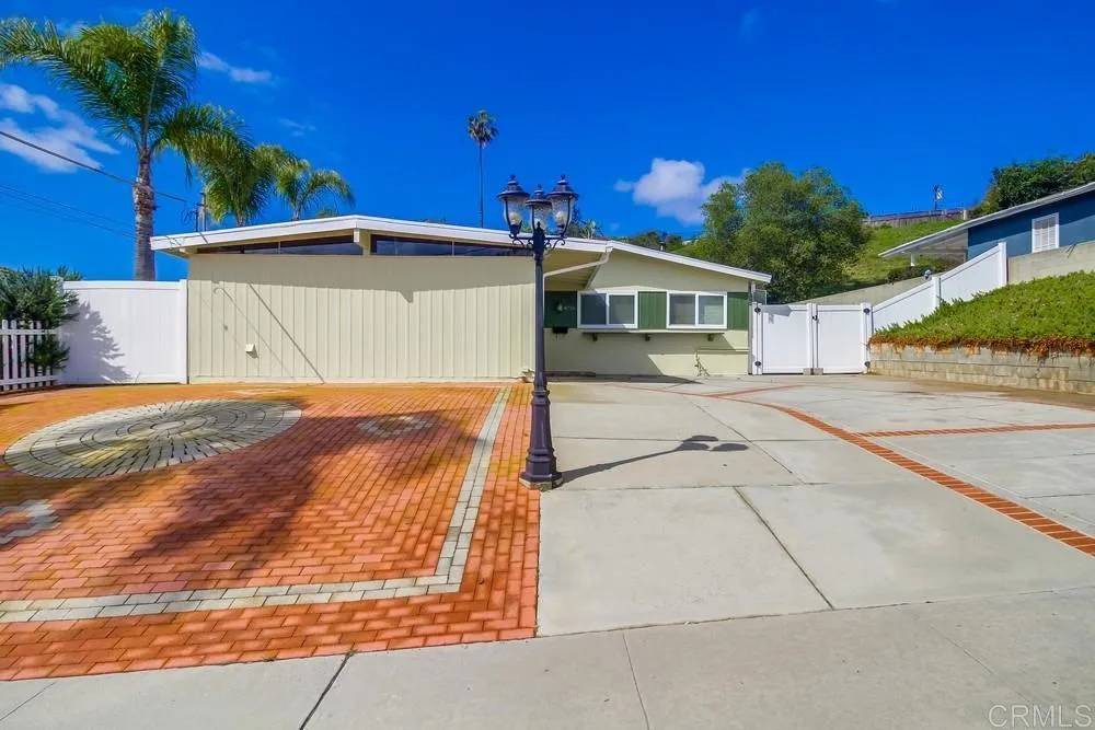 San Diego, CA 92117,4716 Mount Cervin Drive