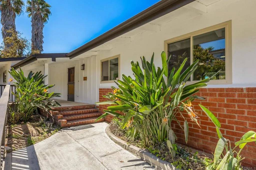 Escondido, CA 92026,1523 Nob Hill Drive