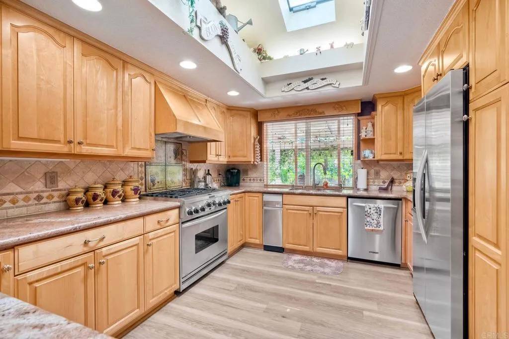 Oceanside, CA 92057,5743 Jeffries Ranch Road