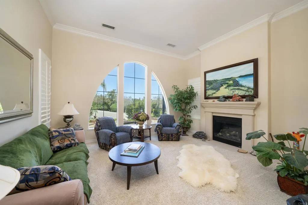 Carlsbad, CA 92009,2927 Rancho Cortes