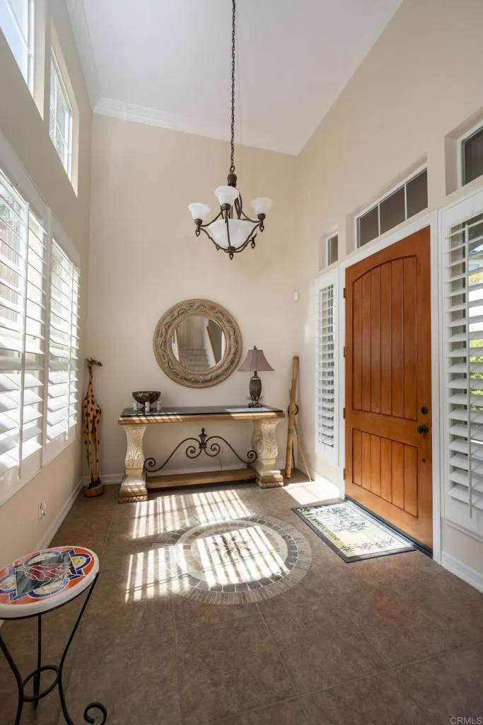 Carlsbad, CA 92009,2927 Rancho Cortes