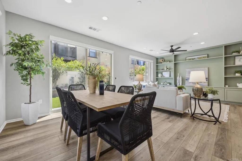 Oceanside, CA 92056,1167 Via Lucero