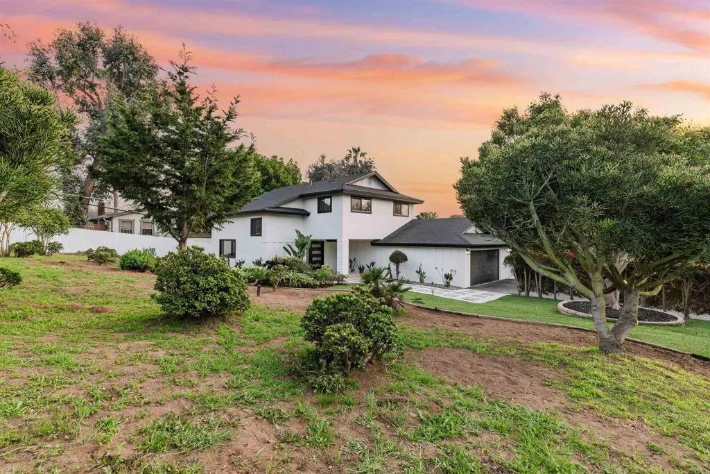 Encinitas, CA 92024,475 Parkwood Lane