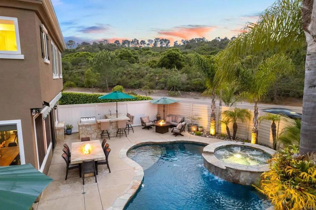 Encinitas, CA 92024,1024 Cottage Way