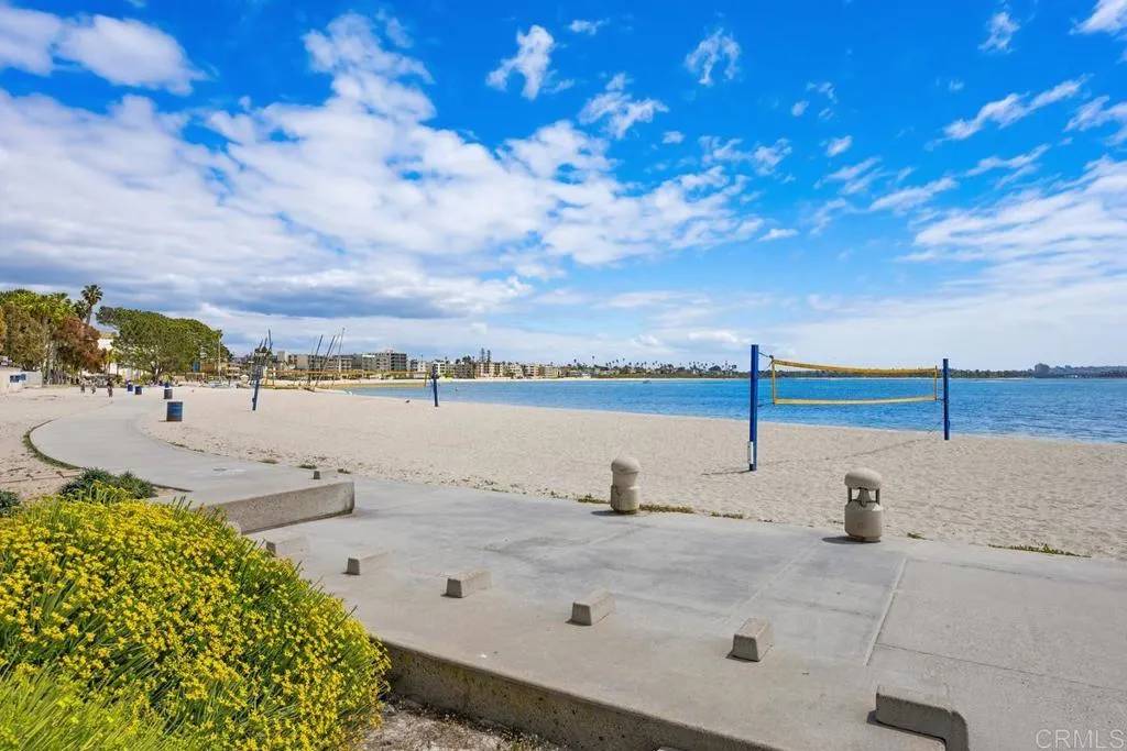 Pacific Beach (san Diego), CA 92109,4007 Everts Street #4H